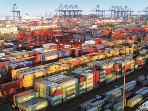 2021年12月中国货物进出口总额54418亿元同比增长322